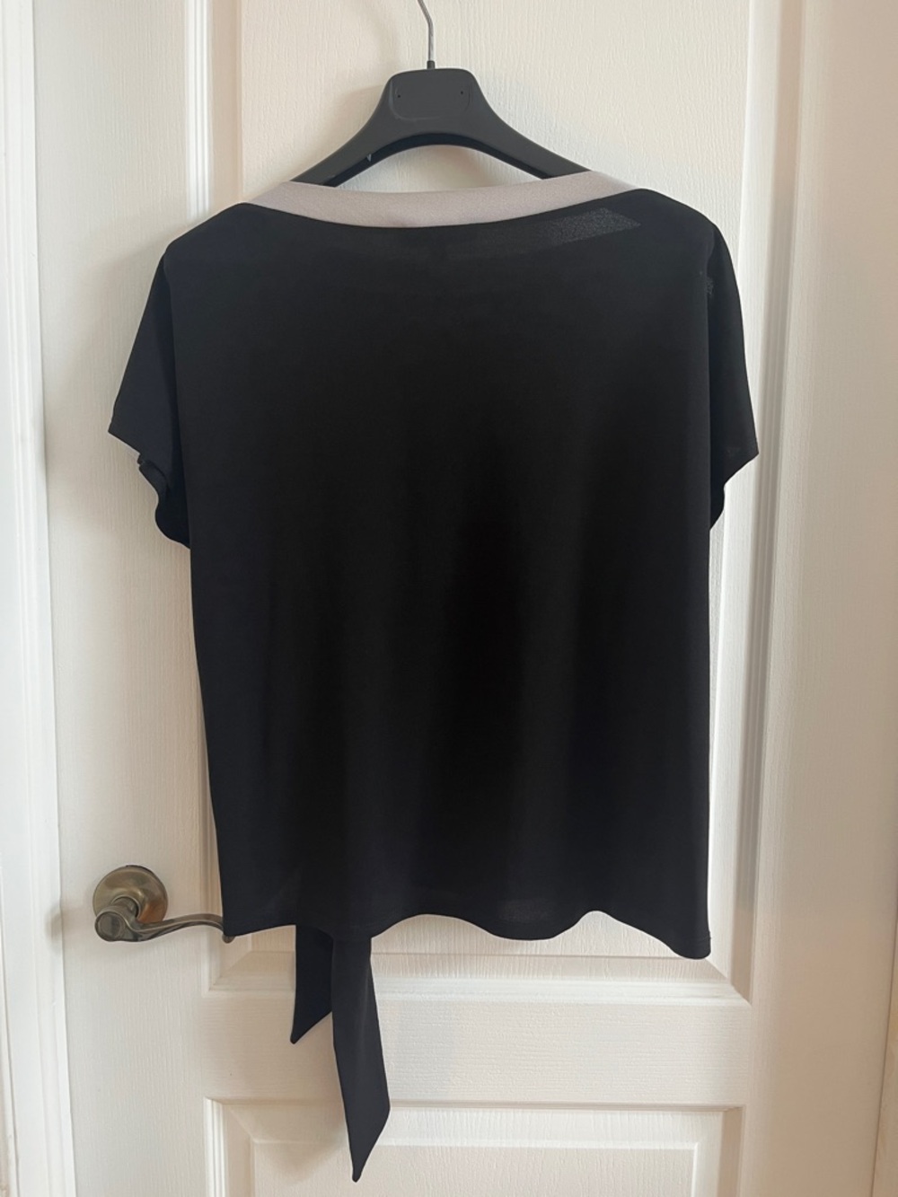 Sophisticate Black and Light Gray Tie-Side Blouse - Picture 2 of 2